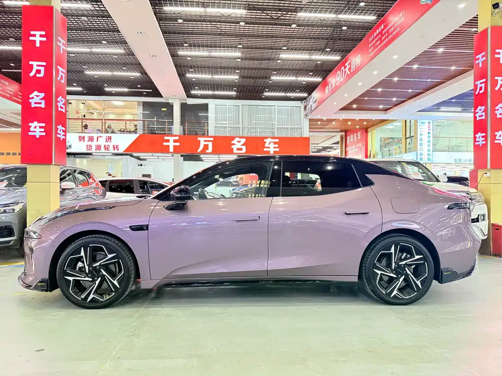 Lynk & Co 07 EM-P — миниатюра 3