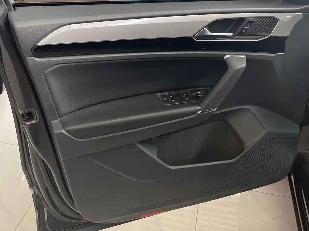 Volkswagen Tayron — миниатюра 7