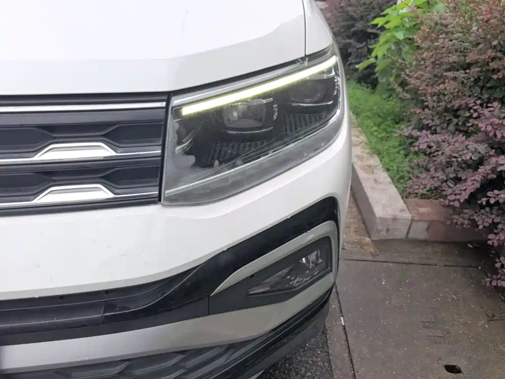 Volkswagen T-Cross — миниатюра 24