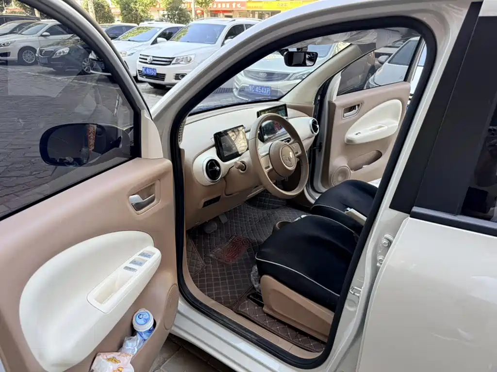 Wuling MINIEV — миниатюра 12