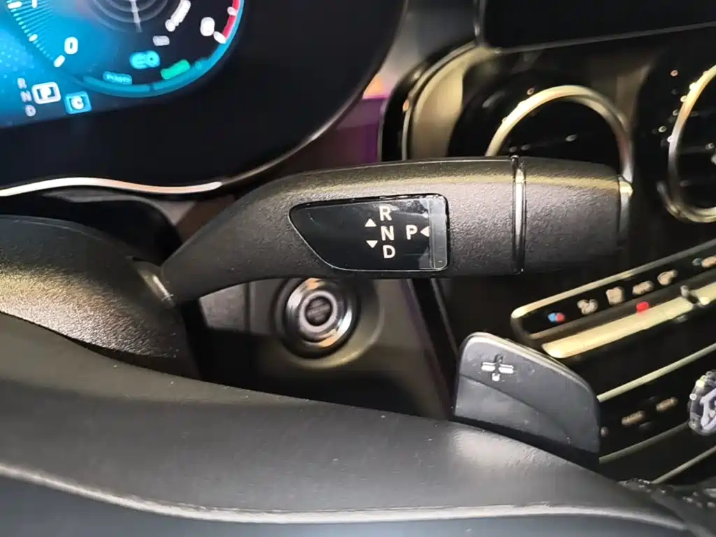 Mercedes-Benz C-Class — миниатюра 14