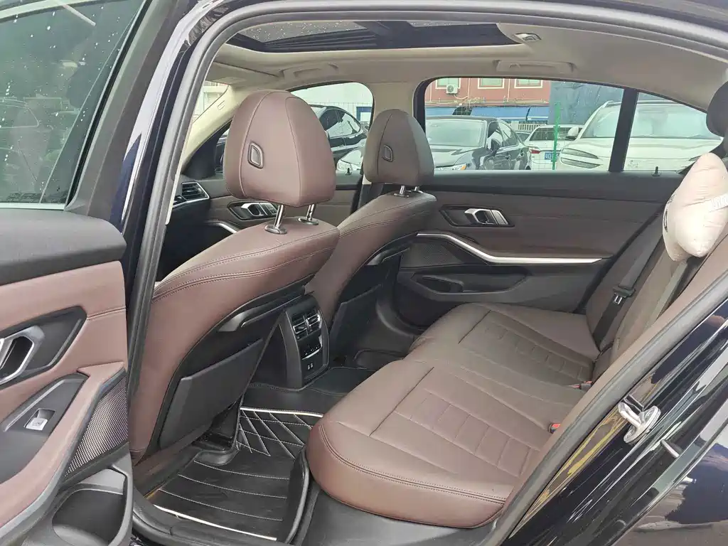 BMW 3 Series — миниатюра 9