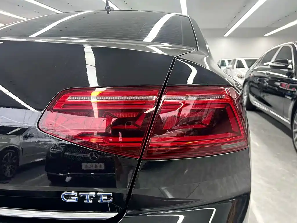 Volkswagen Magotan PHEV — миниатюра 20