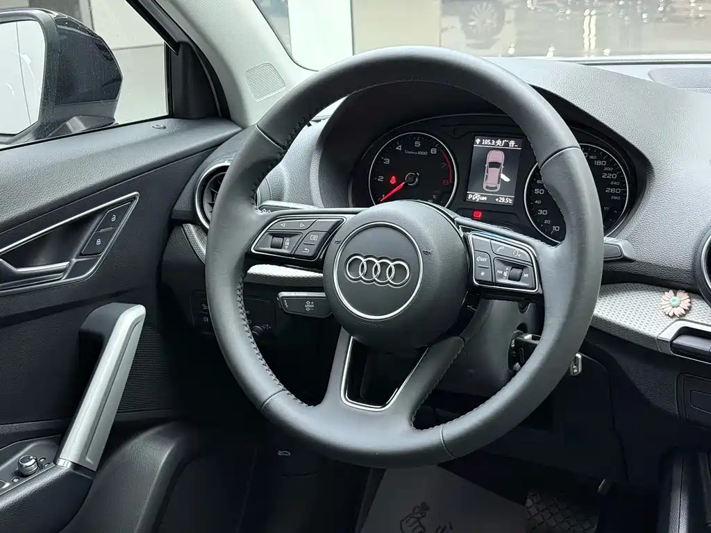Audi Q2L — миниатюра 7