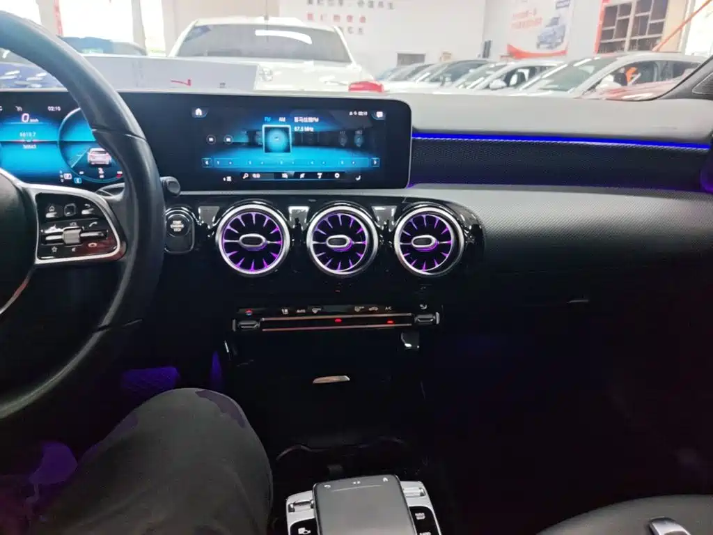 Mercedes-Benz A-Class (Import) — миниатюра 10