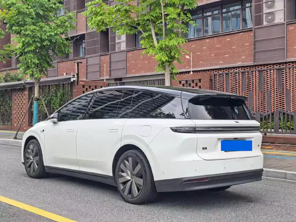 Li Auto Li i8 — миниатюра 3