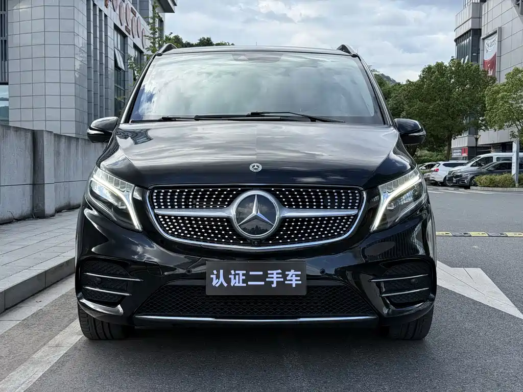 Mercedes-Benz V-Class — миниатюра 2