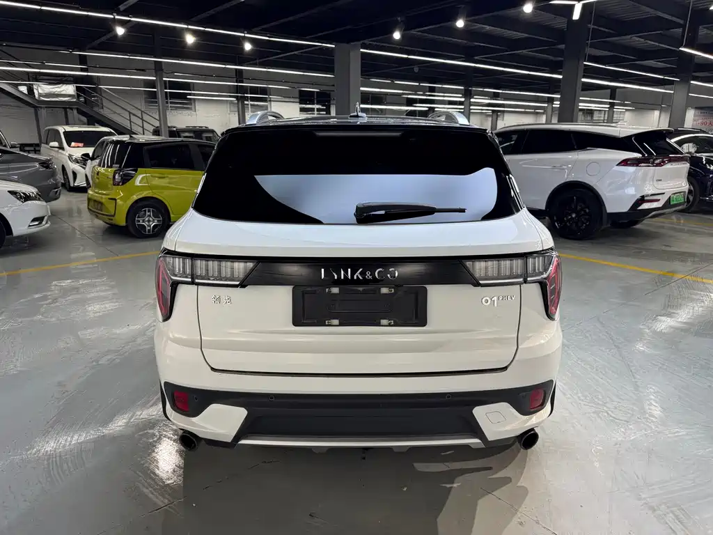 Lynk & Co 01 EM-P — миниатюра 18