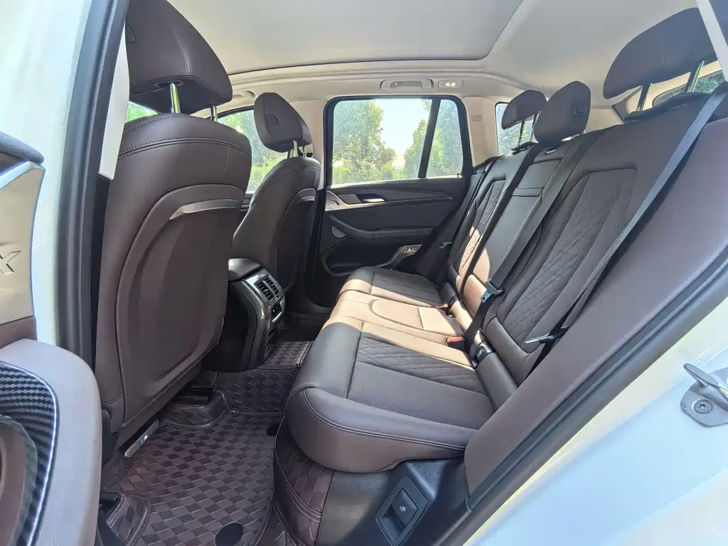 BMW X3 — миниатюра 10