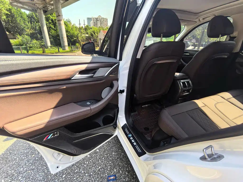 BMW X3 — миниатюра 11