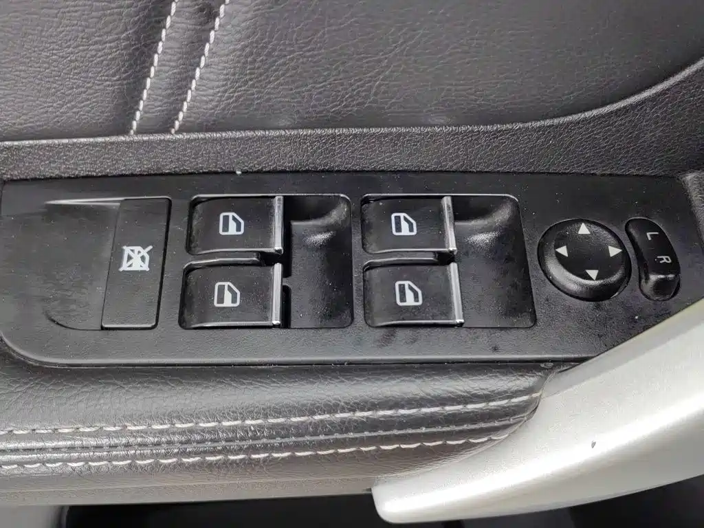 Geely Emgrand — миниатюра 9