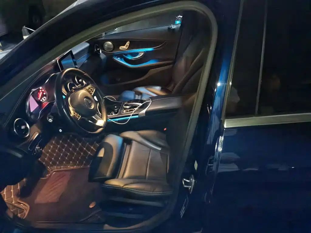 Mercedes-Benz C-Class — миниатюра 16