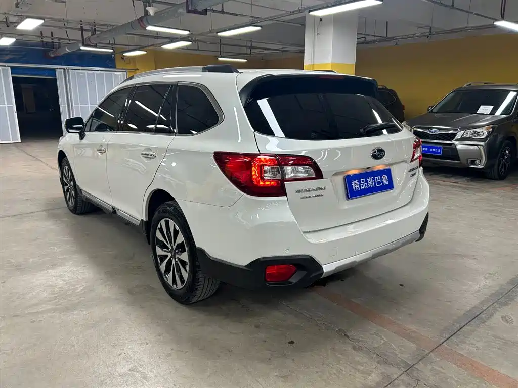SUBARU OUTBACK