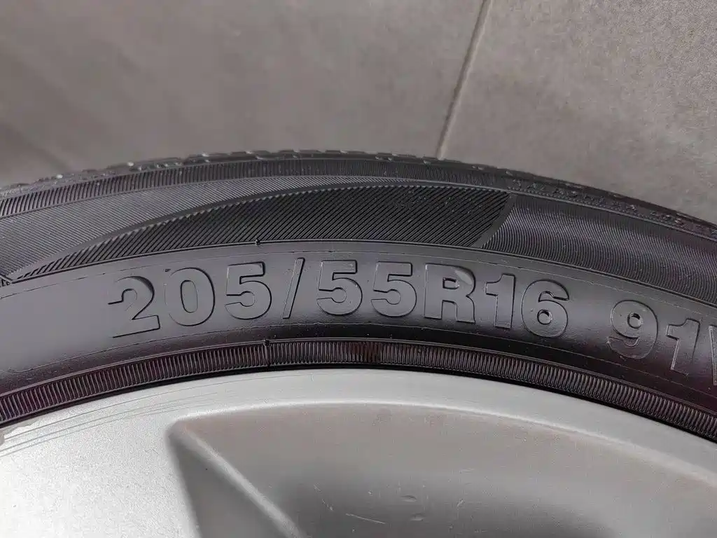 Geely Emgrand — миниатюра 24