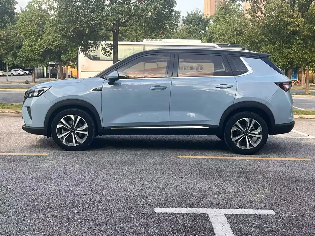 Wuling Xingchen — миниатюра 2