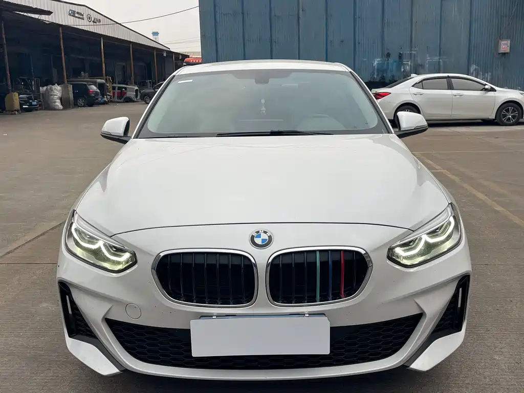 BMW 1 Series - фото 2