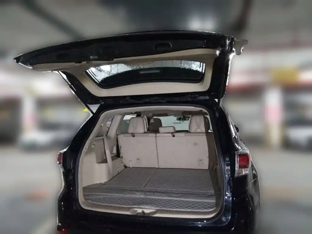 Toyota Highlander — миниатюра 10