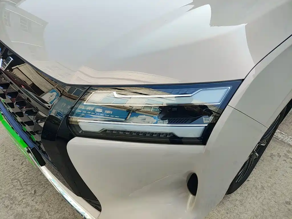 Wuling Xingguang 730 New Energy — миниатюра 24