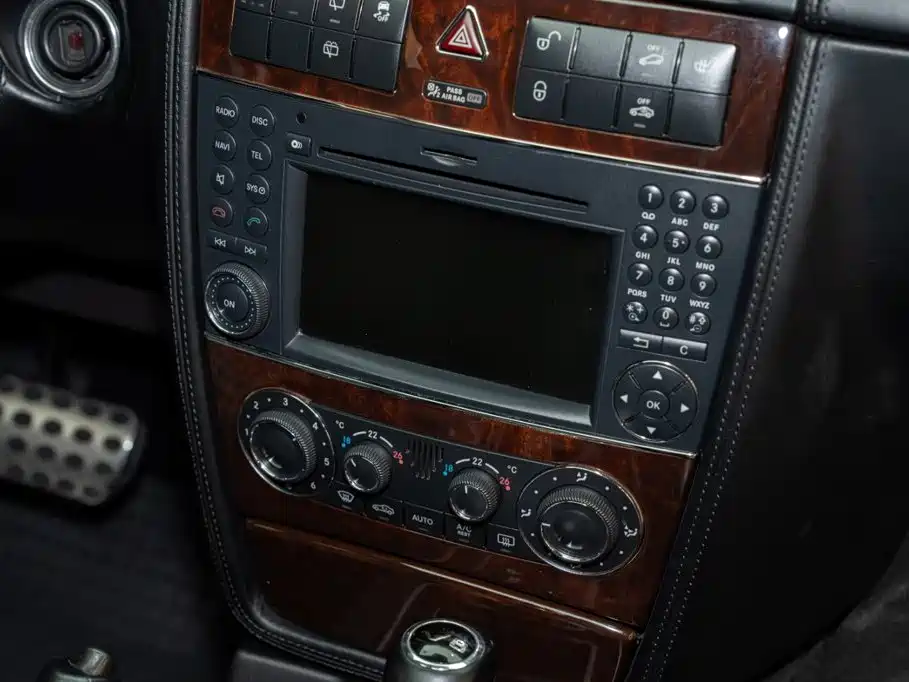 Mercedes-Benz G-Class — миниатюра 15
