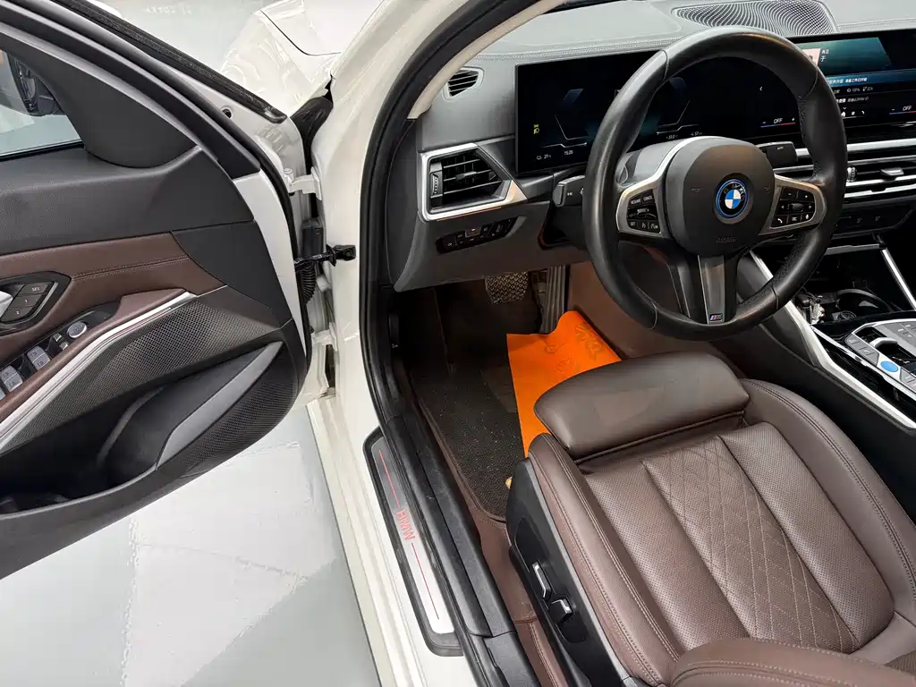 BMW i3 — миниатюра 5