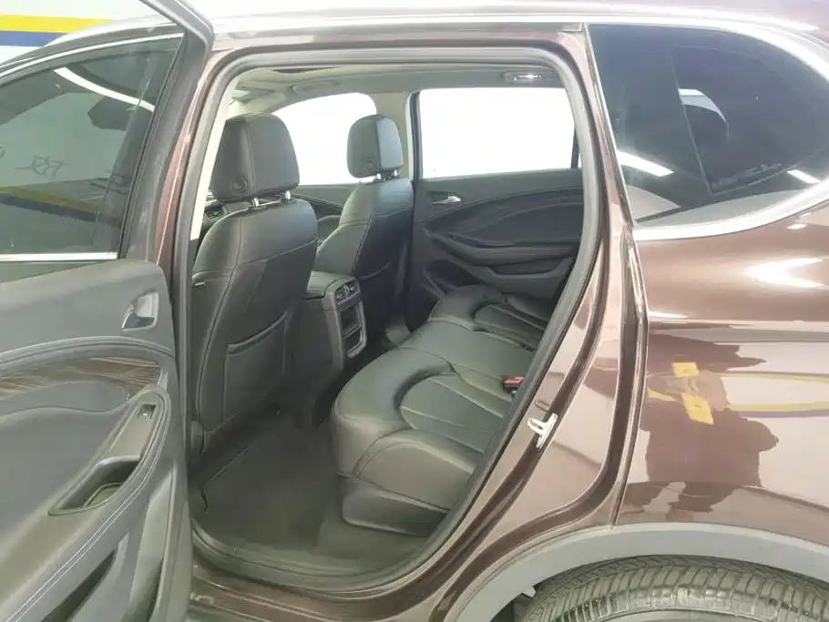 Buick Envision Plus — миниатюра 11