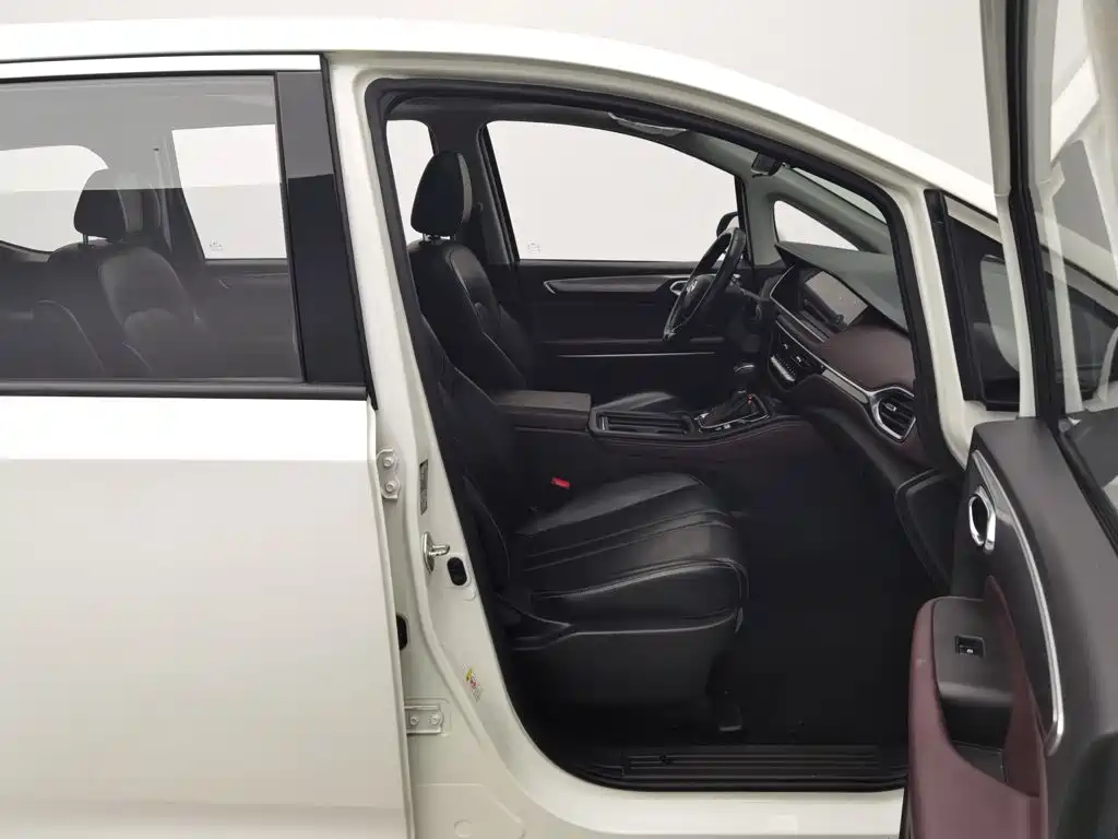 GAC Motor Trumpchi M6 — миниатюра 23