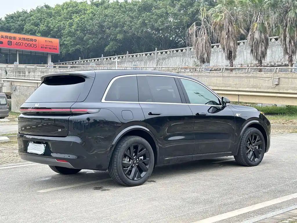 Li Auto IDEAL L8
