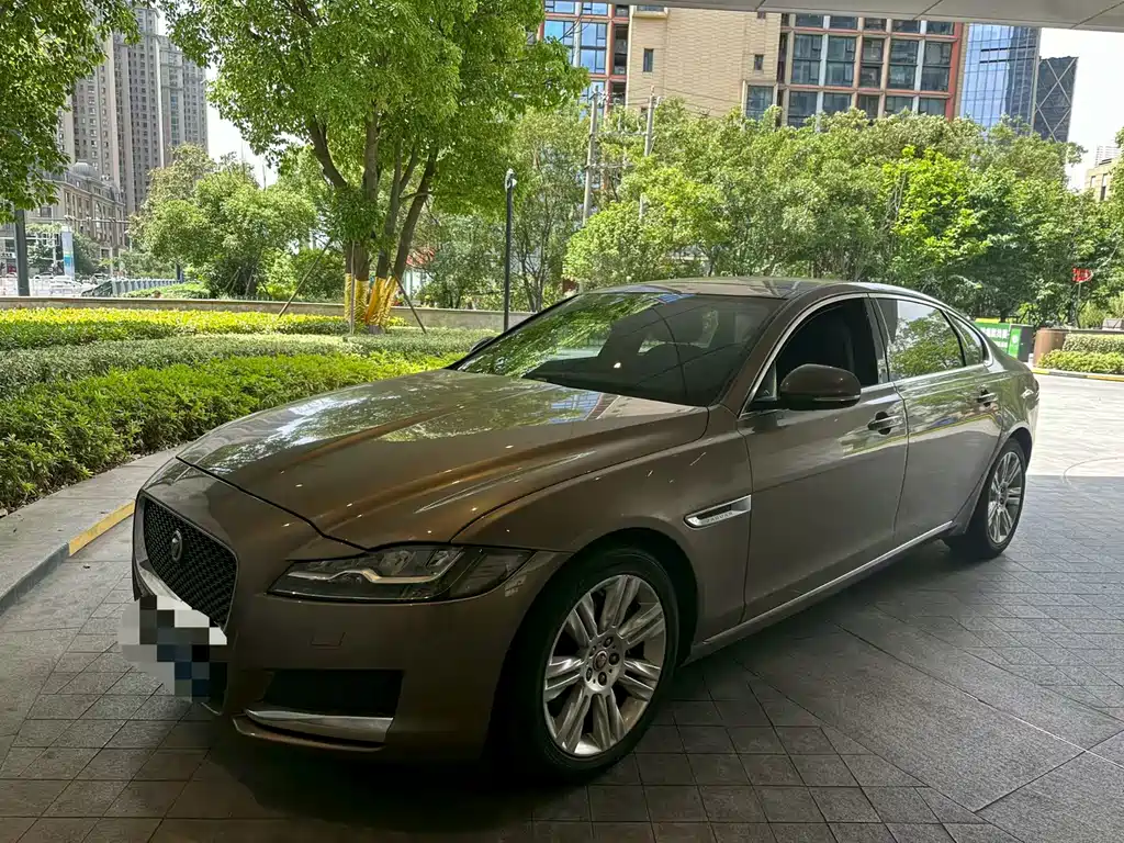Jaguar XFL 2018