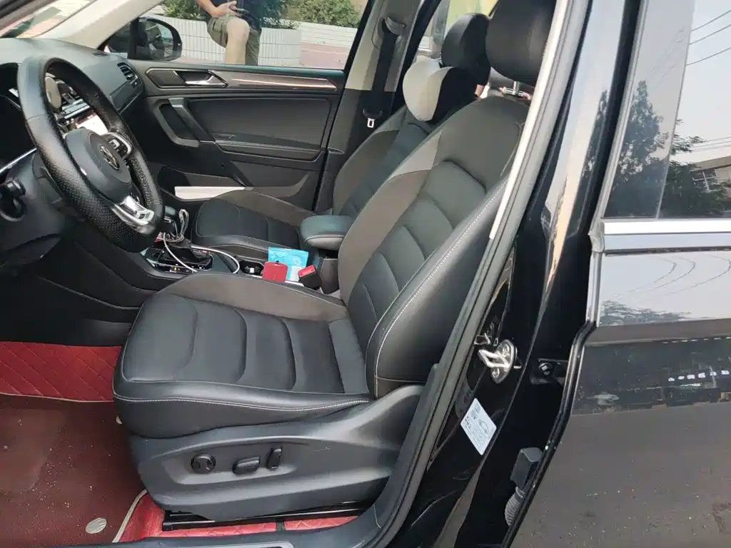 Volkswagen Tiguan L — миниатюра 16