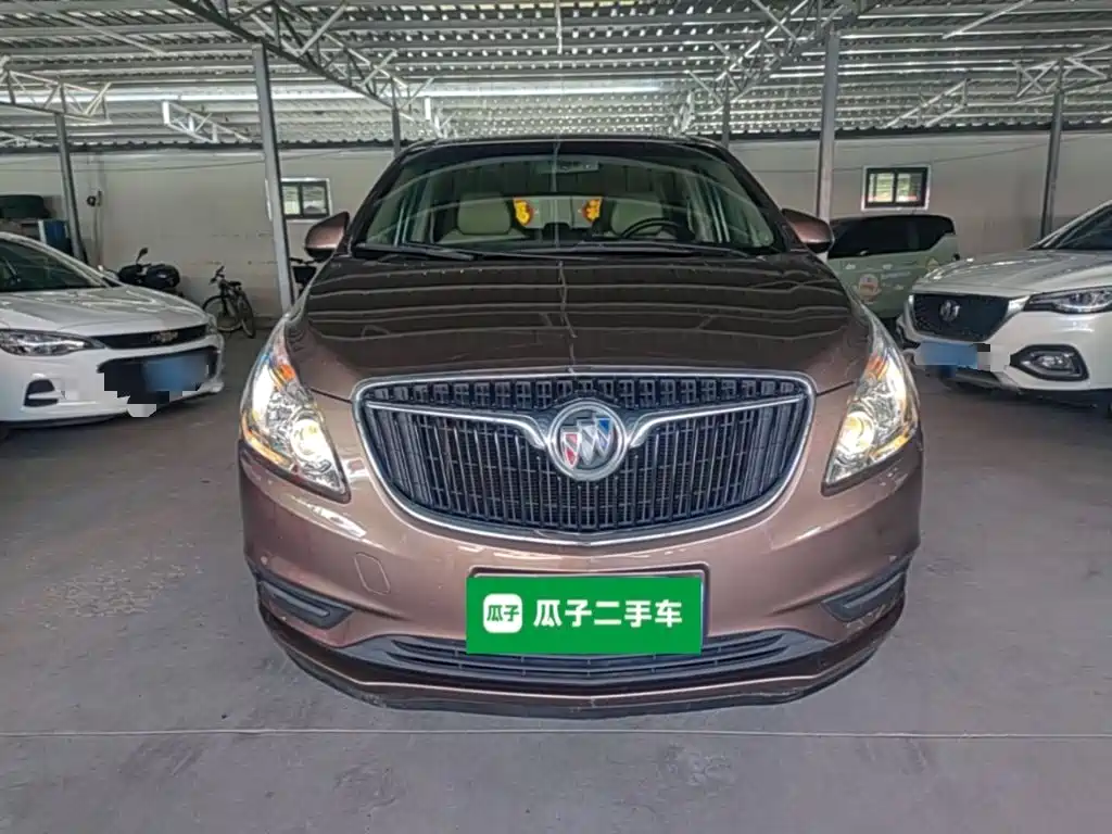 Buick GL8 — миниатюра 3