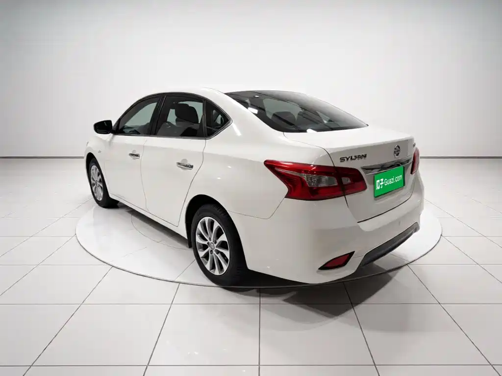 Nissan Sylphy — миниатюра 4