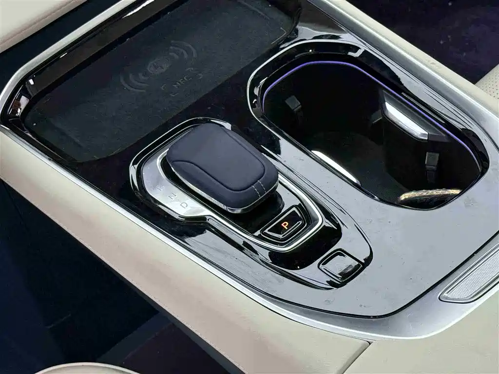 ZEEKR EXTREME KRYPTON 009