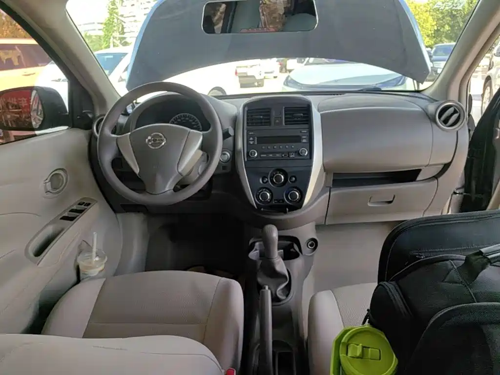 Nissan Sunny — миниатюра 10