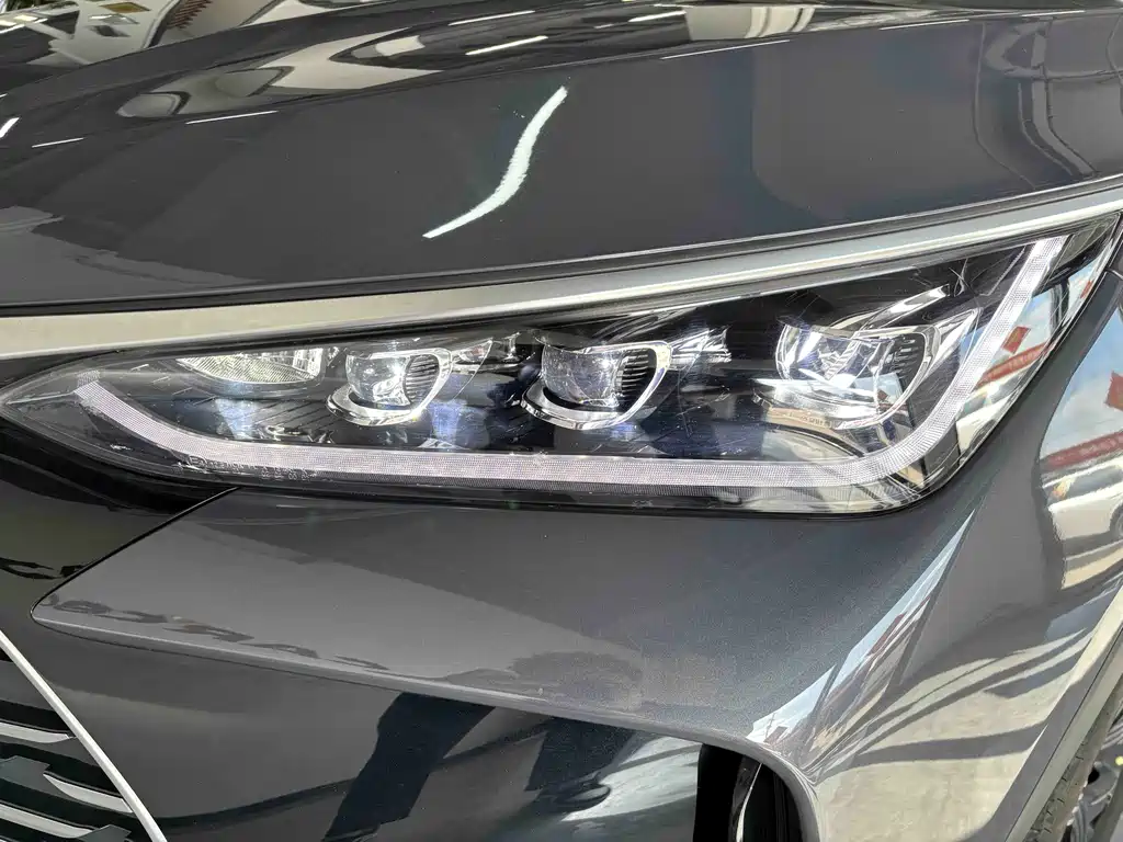 BYD Tang New Energy — миниатюра 10