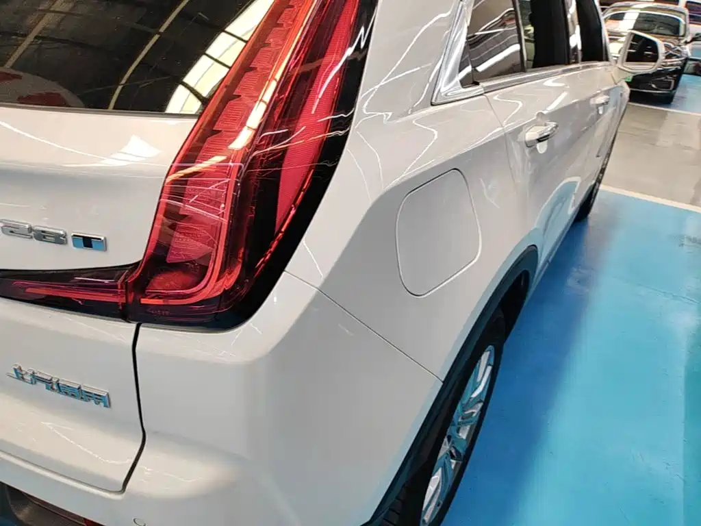 Cadillac XT4 — миниатюра 8