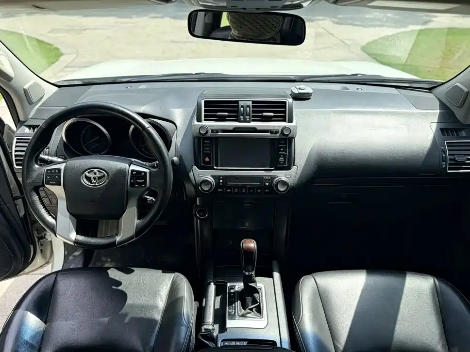 Toyota Prado — миниатюра 5