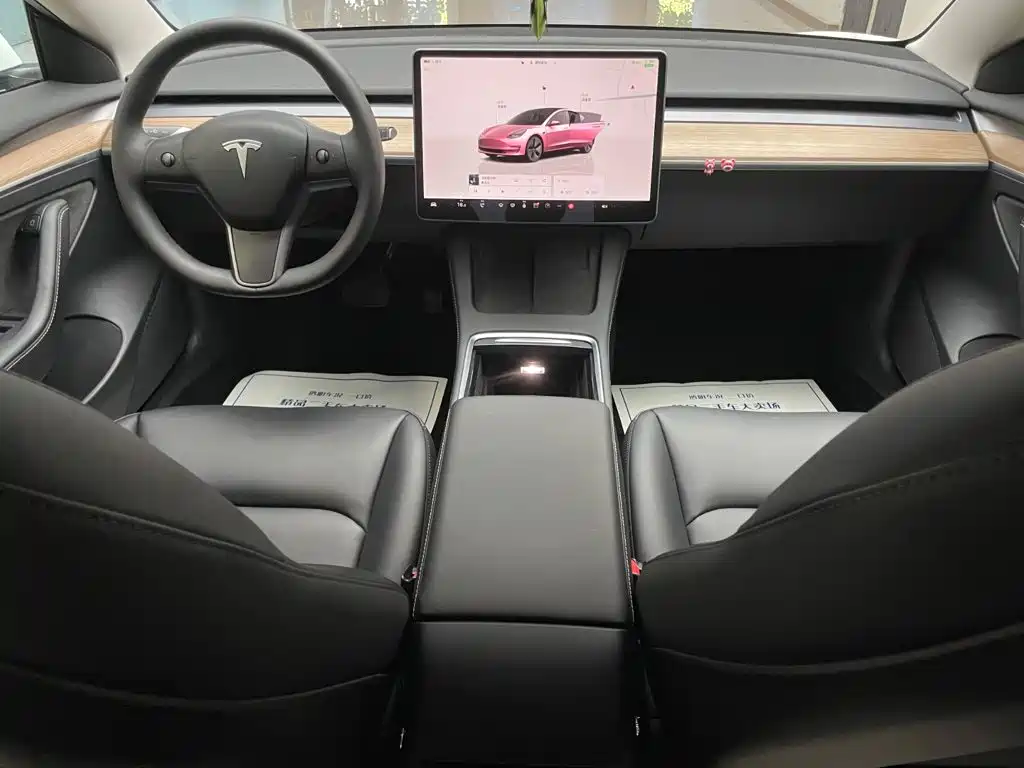 Tesla Model 3 — фотографии объявления, Фото 13