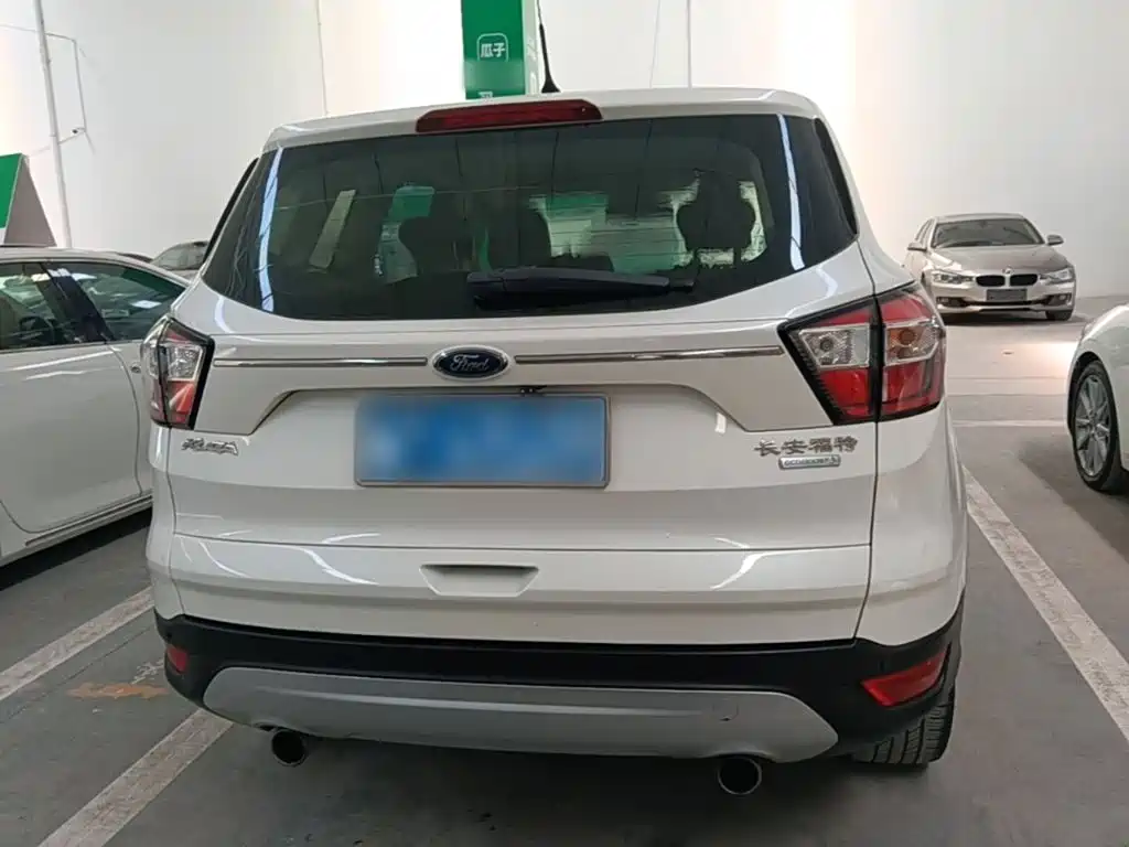 Ford Kuga — миниатюра 6