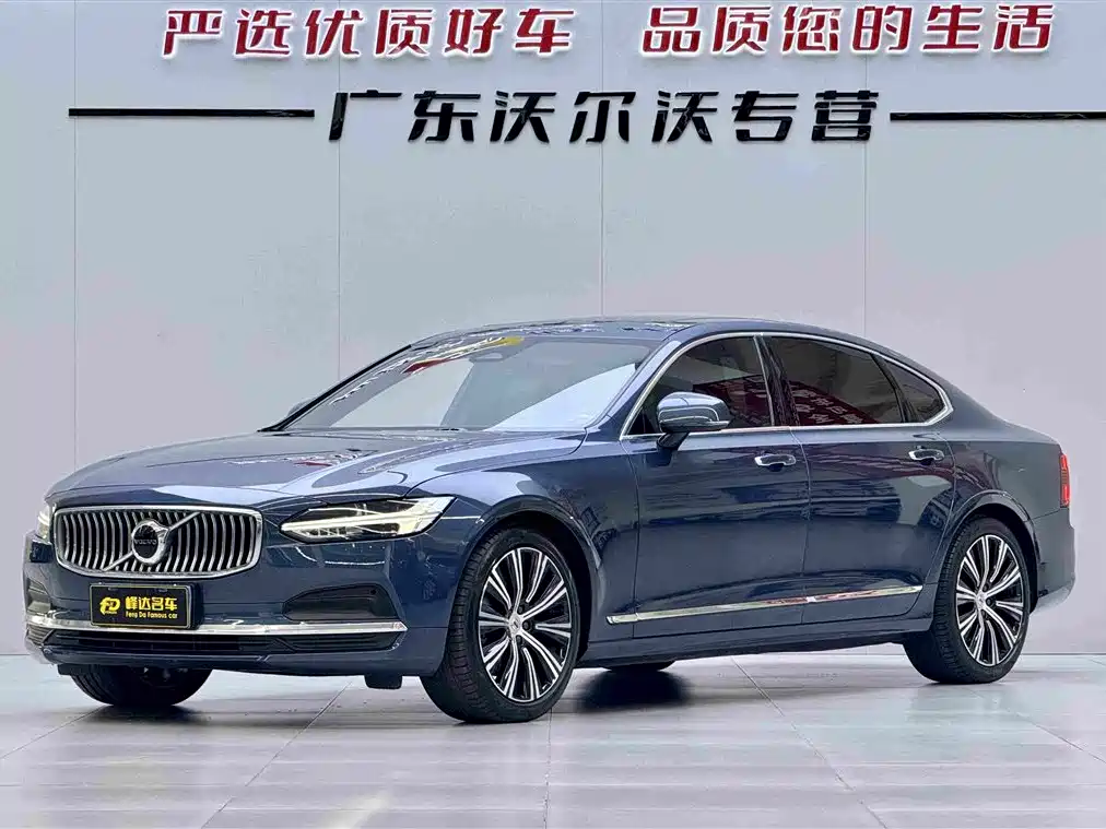 Volvo S90 2023 B5 Luxury