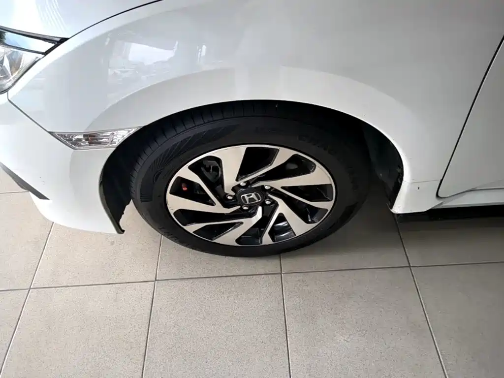 Honda Civic — миниатюра 23