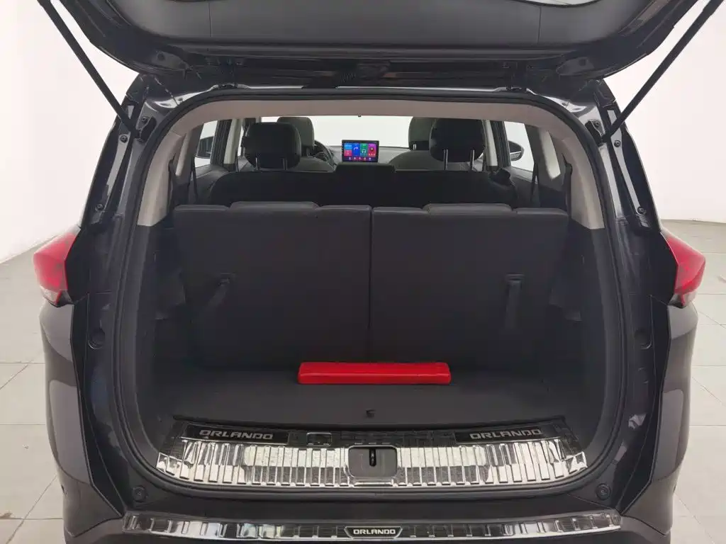 Chevrolet Volando — миниатюра 16