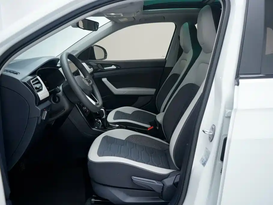 Volkswagen Tharu — миниатюра 4
