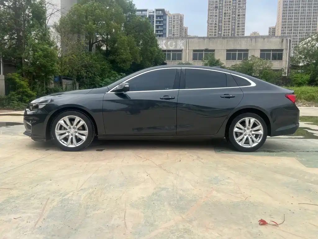 Chevrolet Malibu XL — миниатюра 11