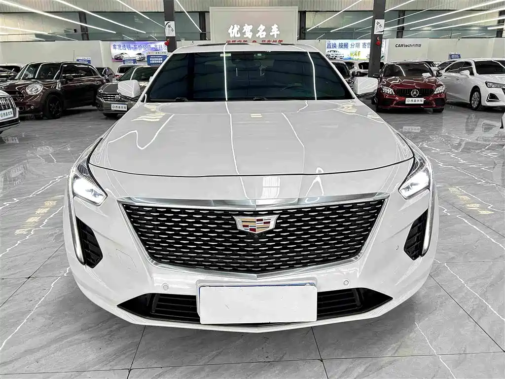 Cadillac CT6 2022 — фото 2