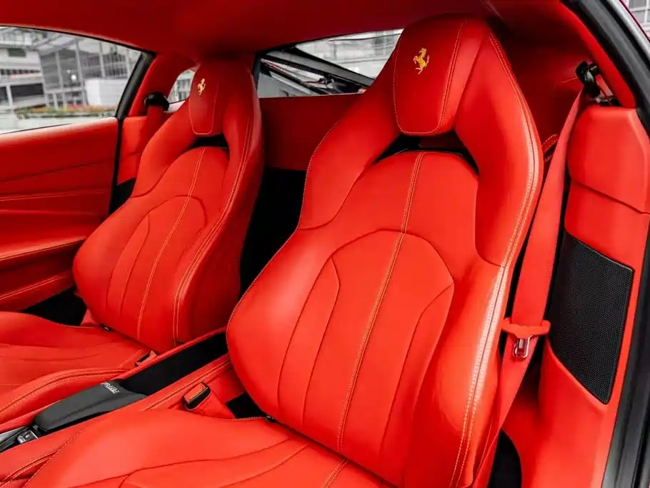 Ferrari F8 — миниатюра 5