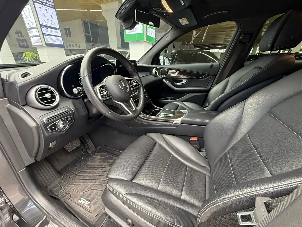 Mercedes-Benz GLC — миниатюра 9