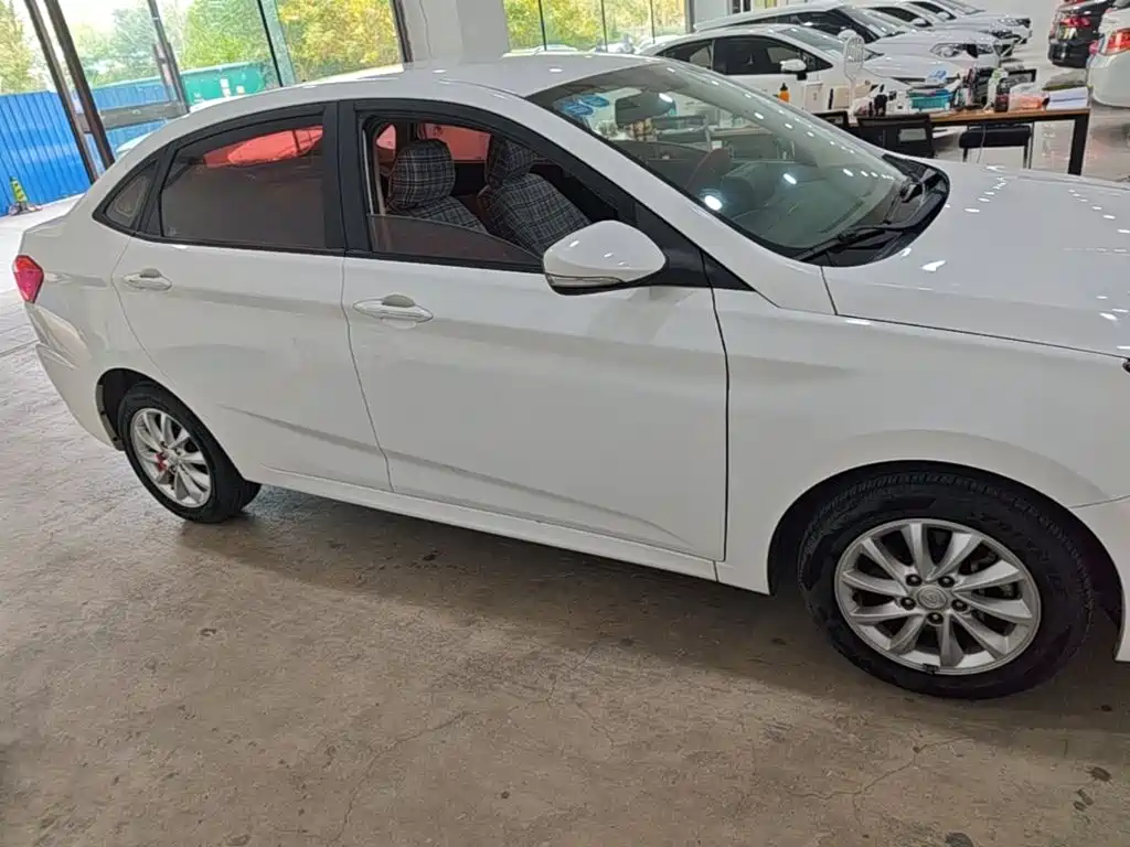 Changan V7 — миниатюра 26