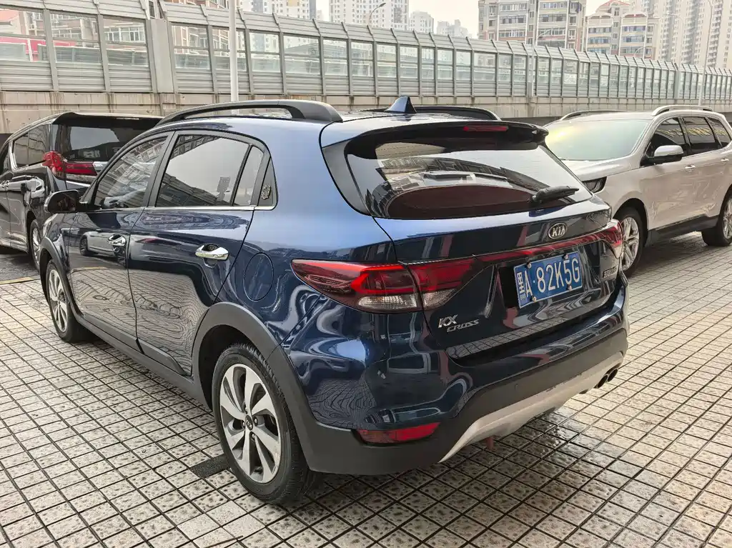 Kia KX Cross — миниатюра 4