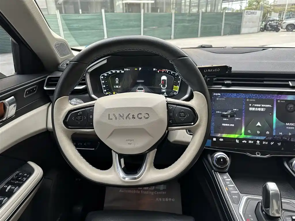 Lynk & Co 01 2021 2.0TD Pro