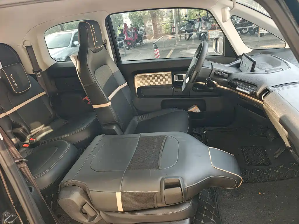 Baojun KiWi EV — миниатюра 8